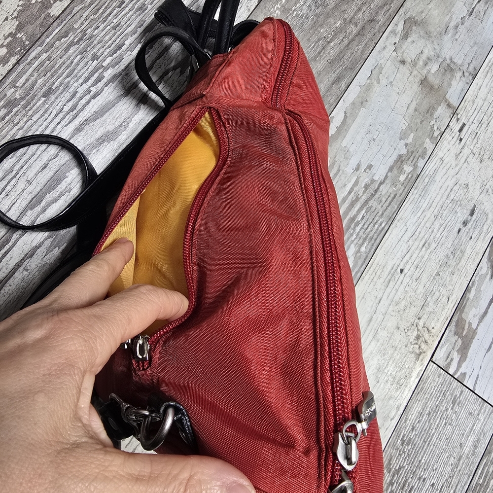 Bagallini Metro Backpack Sling Shoulder Bag - Picture 6 of 15